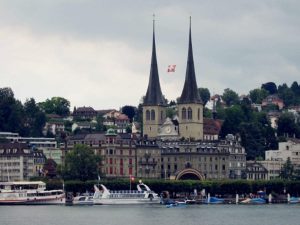 如何在瑞士创业移民？